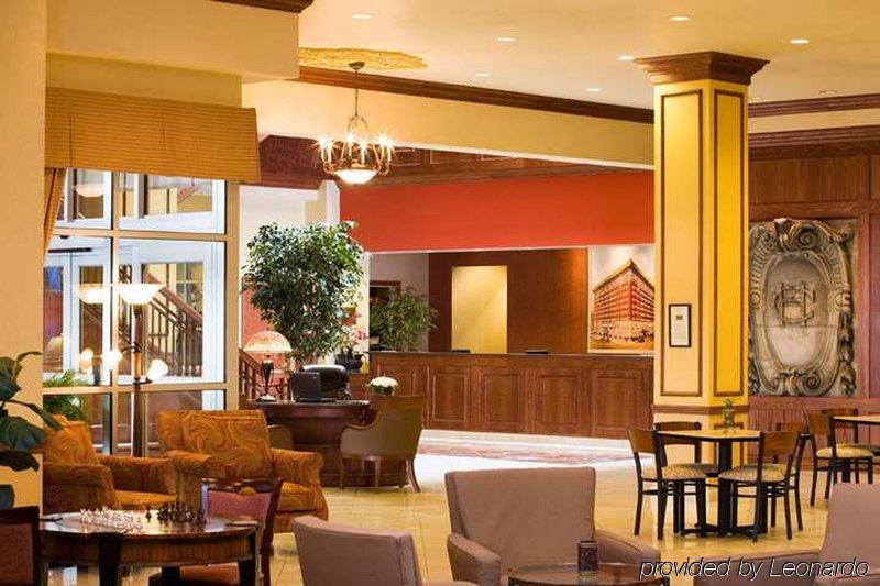 Hilton Scranton & Conference Center Hotel Restaurante foto